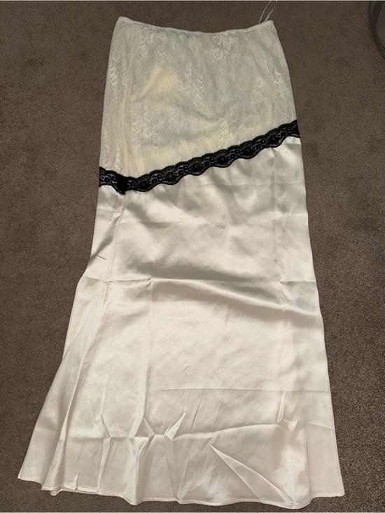 Peppermayo Dresses & Skirts - Peppermayo Duet Lace Maxi Skirt - Ivory